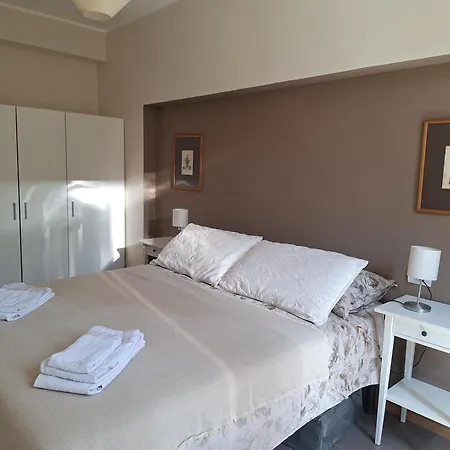 Interno 7 Steccata 아파트 *